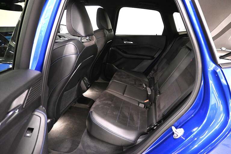 BMW 225e