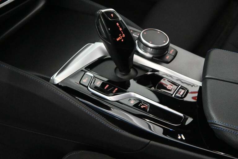 BMW 530e