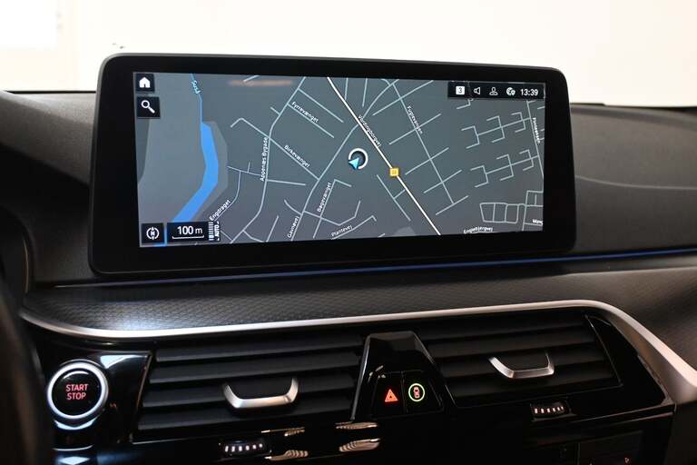 BMW 530e