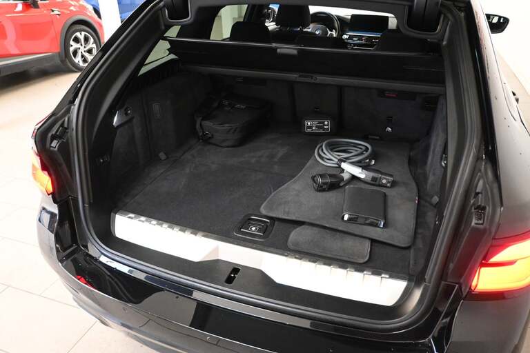BMW 530e