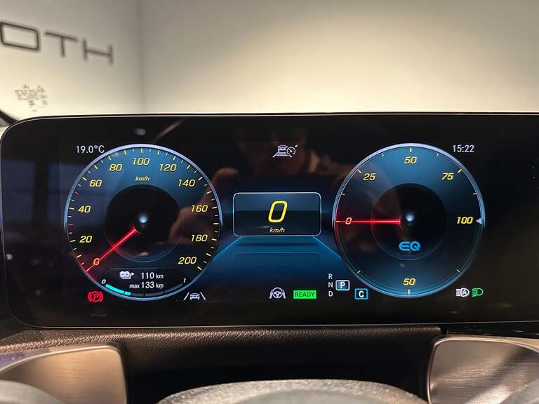 Mercedes EQB350