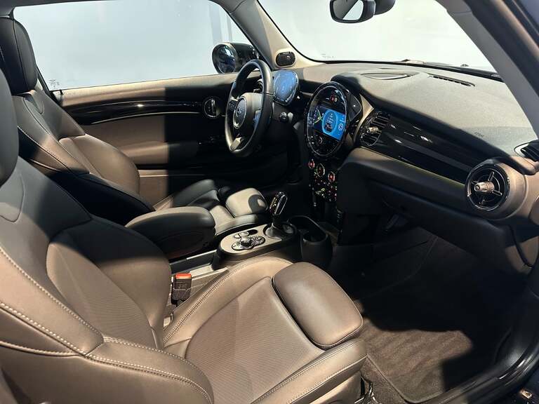 MINI Cooper SE