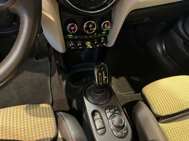 MINI Cooper SE