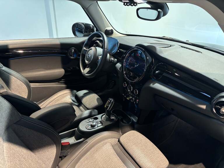 MINI Cooper SE