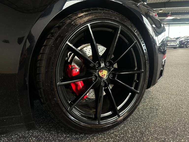 Porsche 911 Carrera 4S