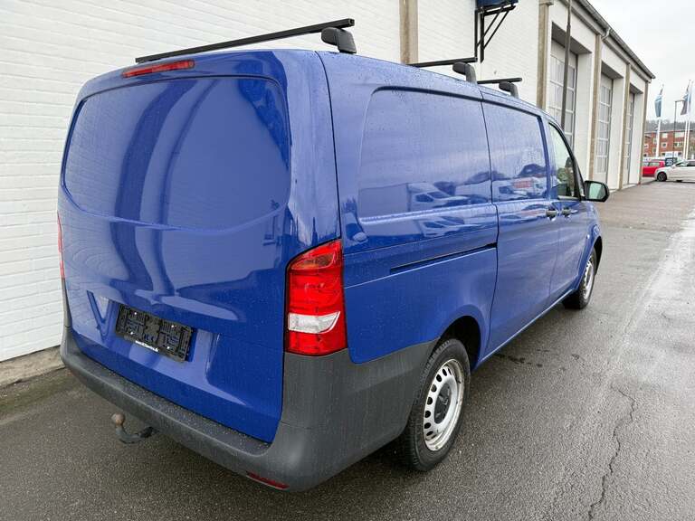 Mercedes Vito 109