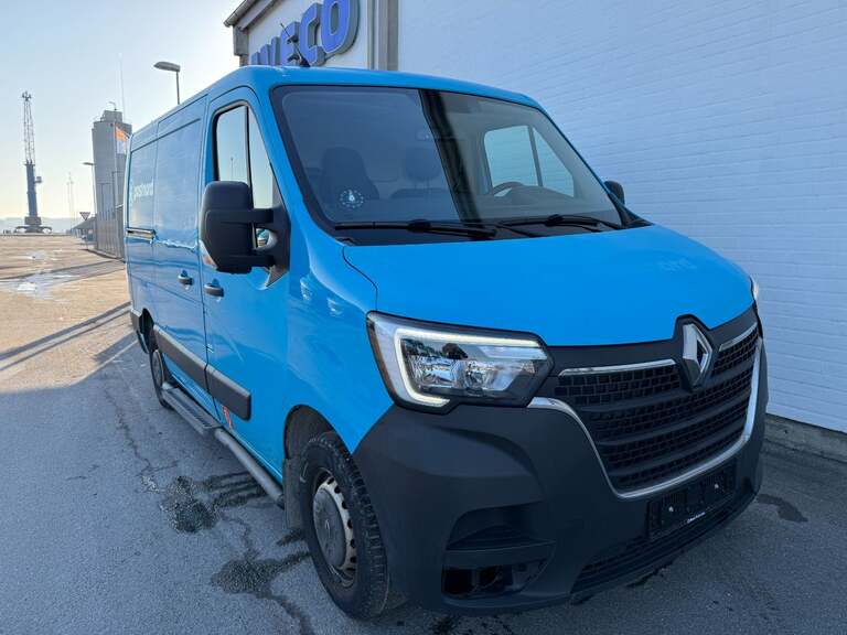 Renault Master IV T33