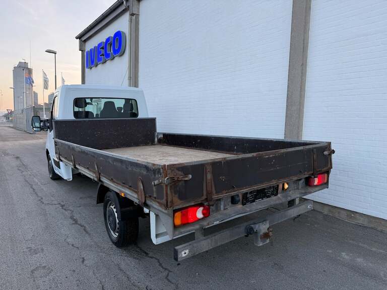Renault Master III T35