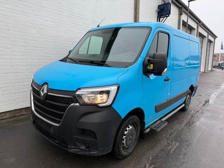 Renault Master IV T33