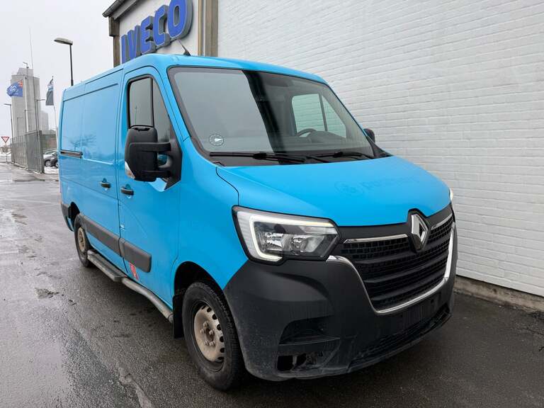 Renault Master IV T33