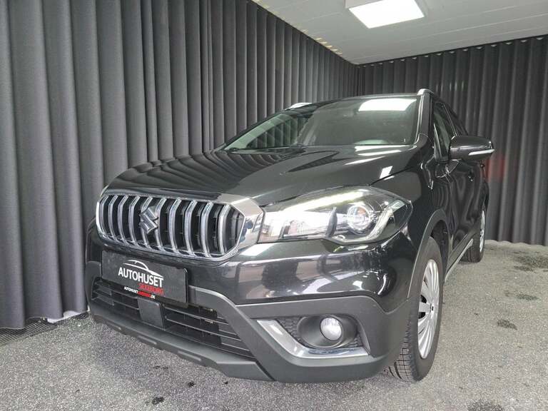 Suzuki S-Cross
