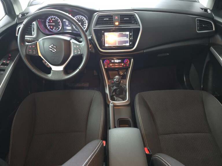 Suzuki S-Cross