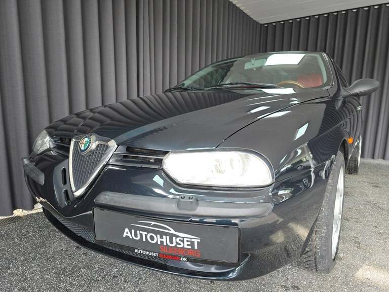 Alfa Romeo 156