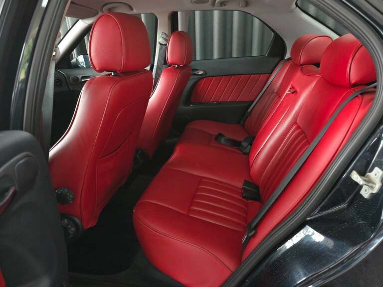 Alfa Romeo 156