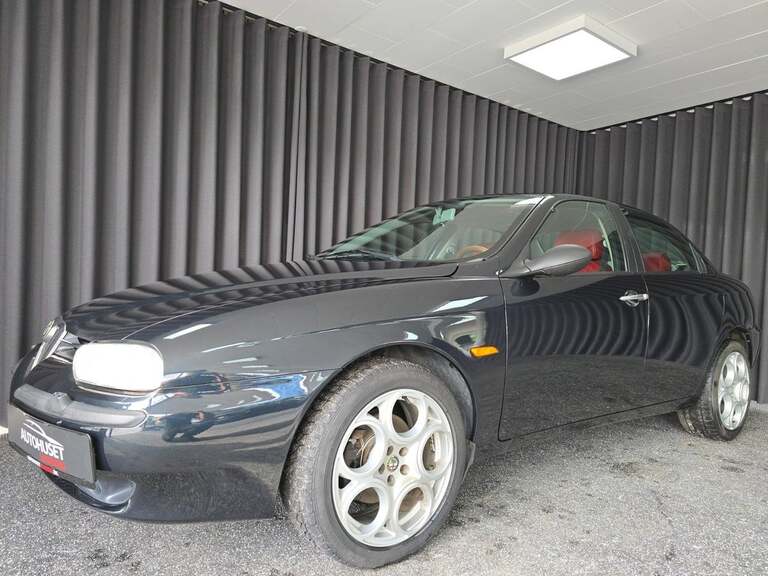 Alfa Romeo 156