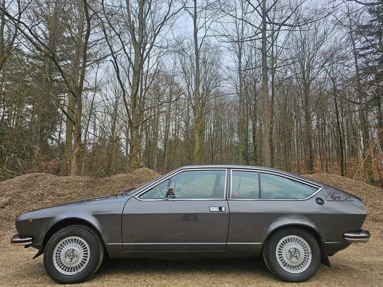 Alfa Romeo GTV