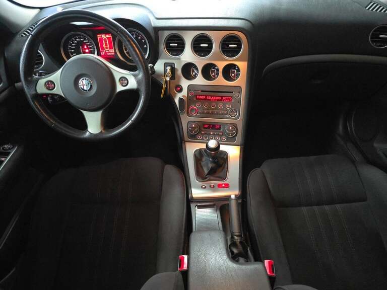 Alfa Romeo 159