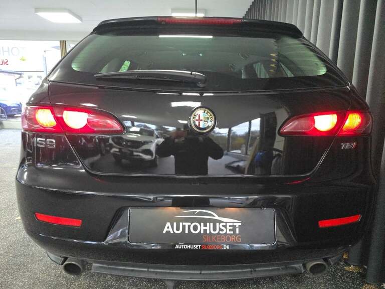 Alfa Romeo 159