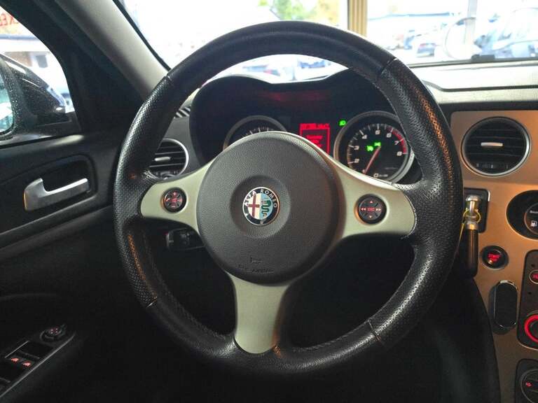 Alfa Romeo 159