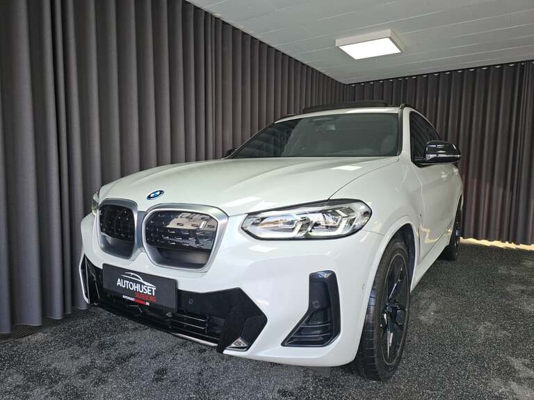 BMW iX3