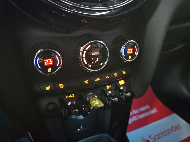 MINI Cooper SE