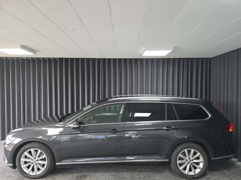 VW Passat