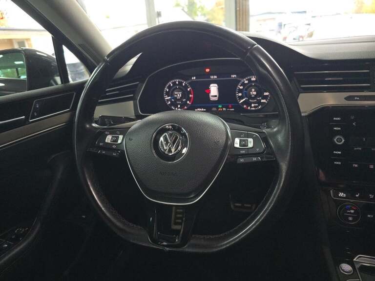VW Passat