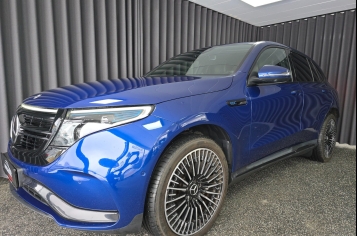 Mercedes EQC400