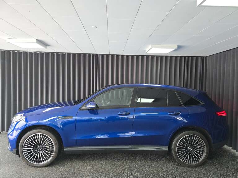 Mercedes EQC400