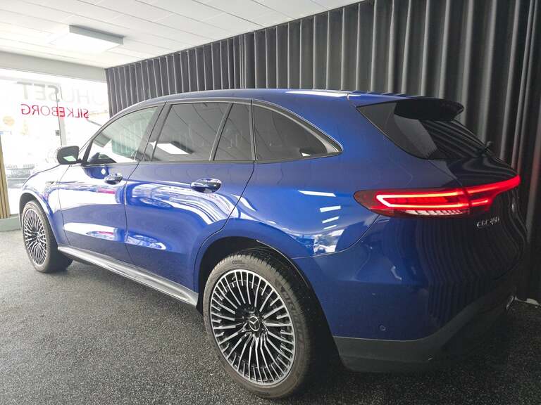 Mercedes EQC400