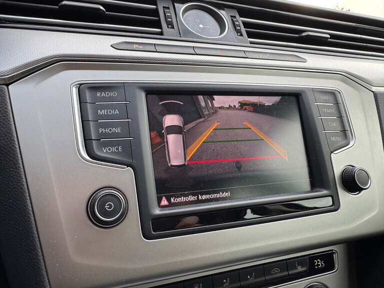 VW Passat