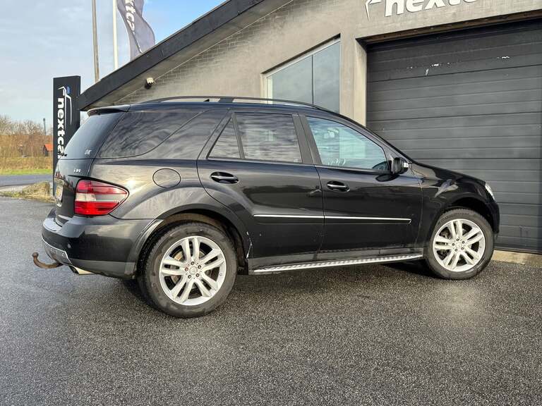 Mercedes ML320