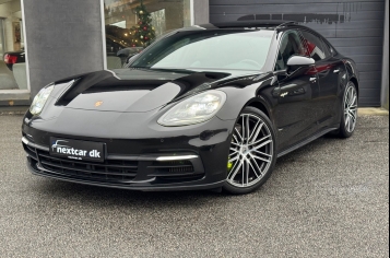Porsche Panamera 4
