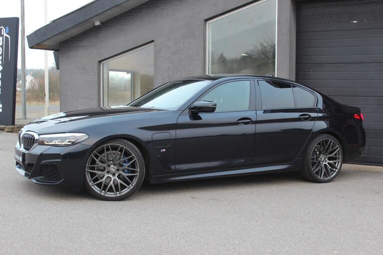 BMW 530e