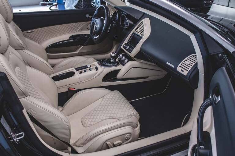 Audi R8