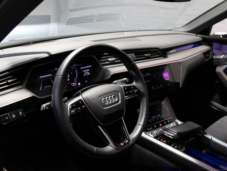 Audi e-tron