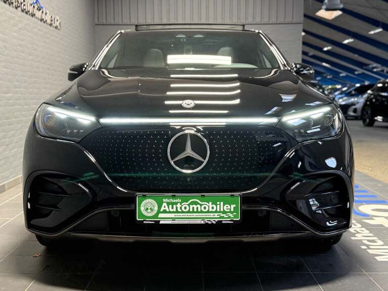 Mercedes EQE350+ SUV