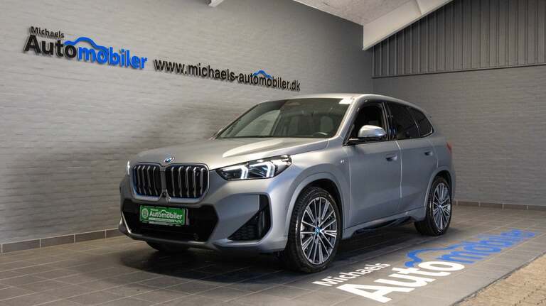 BMW iX1