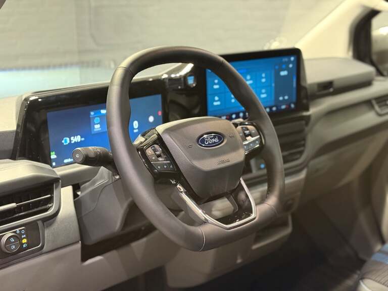 Ford Transit Custom 320L