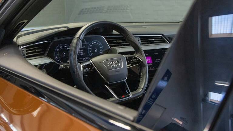Audi e-tron