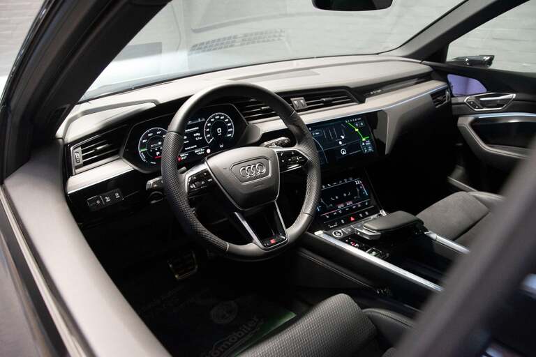 Audi Q8 e-tron
