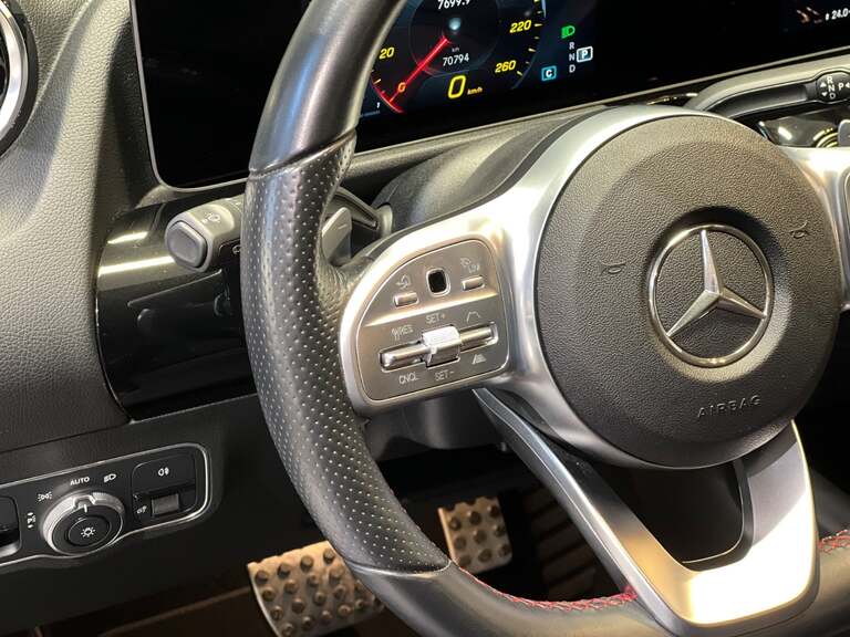 Mercedes B200