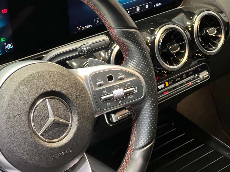 Mercedes B200