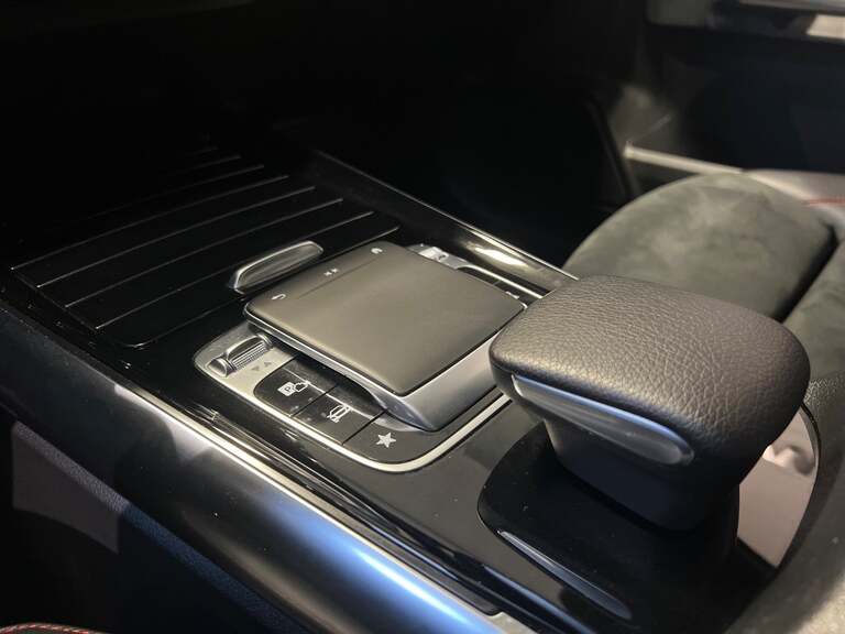 Mercedes B200