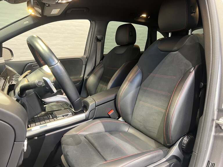 Mercedes B200