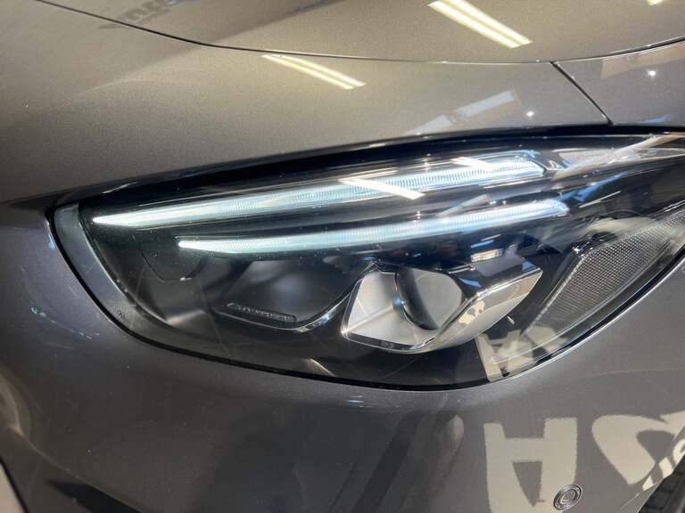 Mercedes B200