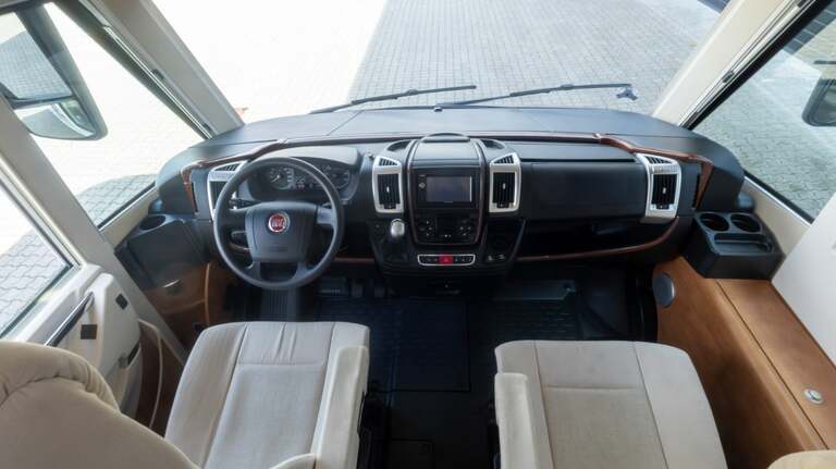 Carthago C-Tourer I143