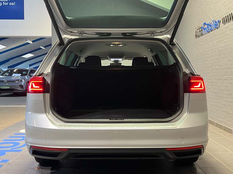 VW Passat