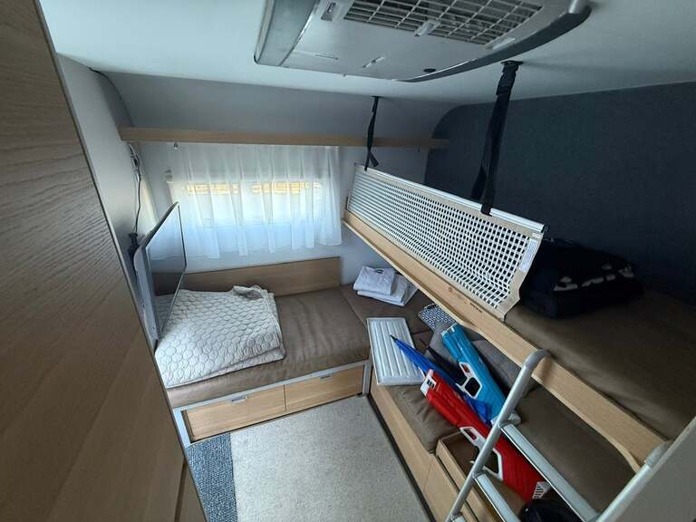 Adria 673 PK