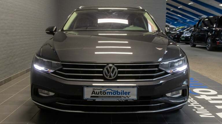 VW Passat